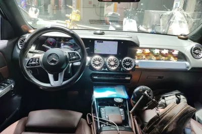 Mercedes-Benz GLB 2021, 53099 км, за 117474.7 CNY - фото 10
