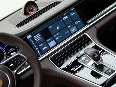 Porsche Panamera 2019, 76000 км, за 445000 CNY - фото 17