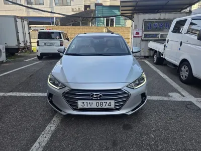 Hyundai Avante · 2016 год