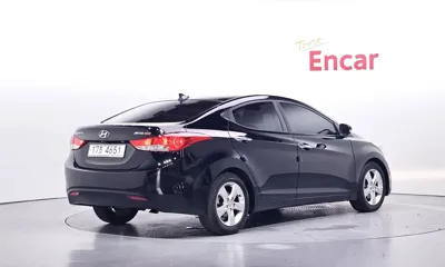 Hyundai Avante 2011, 119622 км, за 3600000 KRW