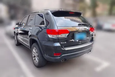 Jeep Grand Cherokee 2014, 400600 км, за 44454.46 CNY