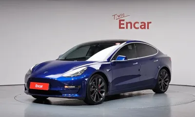 Tesla Model 3 · 2020 год