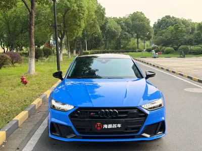 Audi A7 2022, 50000 км, за 328800 CNY