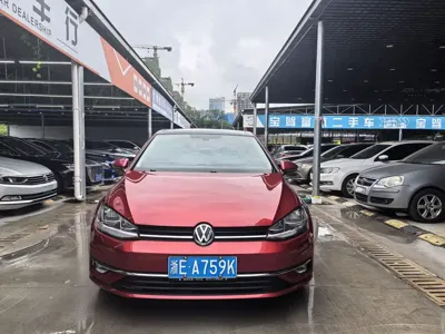 Volkswagen Golf 2019, 39000 км, за 58800 CNY