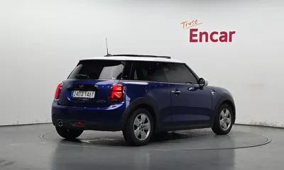 MINI Cooper 2019, 70602 км, за 8900000 KRW