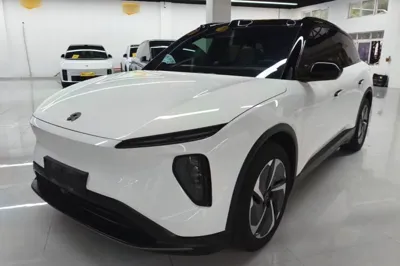 Nio ES6 · 2023 год