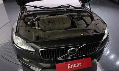 Volvo V90 2021, 61379 км, за 36000000 KRW - фото 6