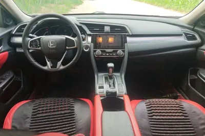 Honda Civic 2016, 88800 км, за 65458.48 CNY - фото 12