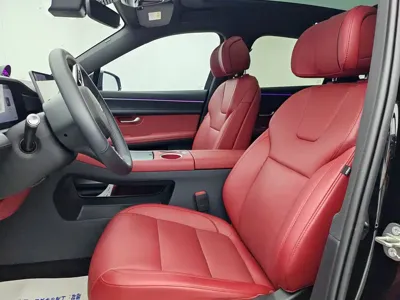AITO 问界 AITO M5 2025, 5800 км, за 172800 CNY