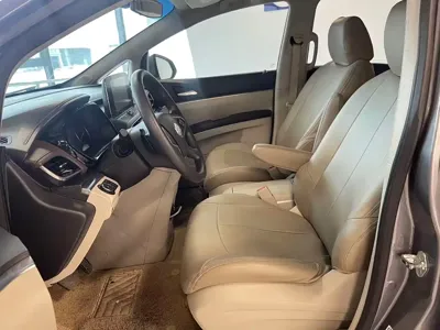 Buick GL8 2021, 111000 км, за 92000 CNY