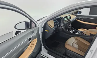 Hyundai Sonata 2020, 78174 км, за 19000000 KRW - фото 12