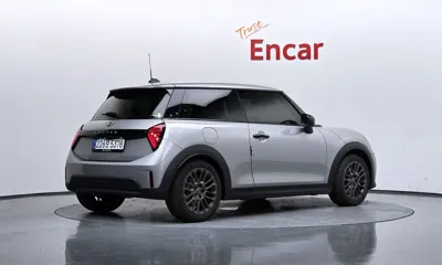 MINI Cooper 2025, 990 км, за 28900000 KRW