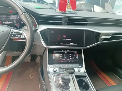 Audi A6L 2021, 82200 км, за 181600 CNY - фото 13
