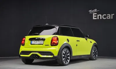 MINI Cooper 2023, 18088 км, за 27500000 KRW