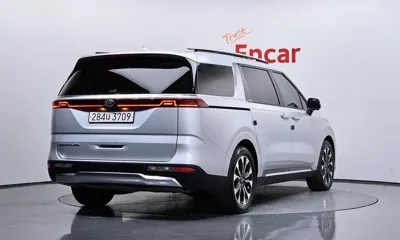 Kia Canival 2021, 79770 км, за 26000000 KRW