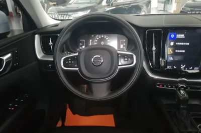 Volvo XC60 2019, 91800 км, за 117618.46 CNY - фото 13