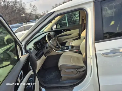 Kia Canival 2023, 87100 км, за 99990000 KRW - фото 9