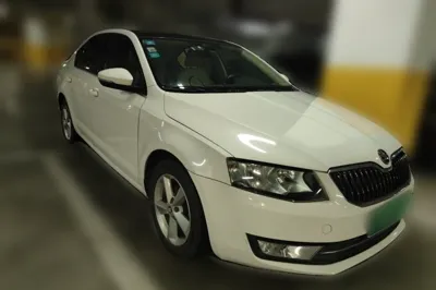 Skoda Octavia 2015, 163600 км, за 32535.08 CNY