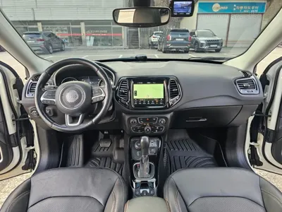 Jeep Compass 2019, 69500 км, за 13900000 KRW - фото 13