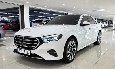 Mercedes-Benz E-Class · 2025 год