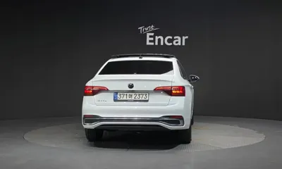 Volkswagen Jetta 2023, 15799 км, за 32000000 KRW