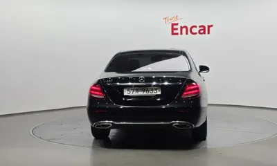 Mercedes-Benz E-Class 2018, 111484 км, за 18300000 KRW