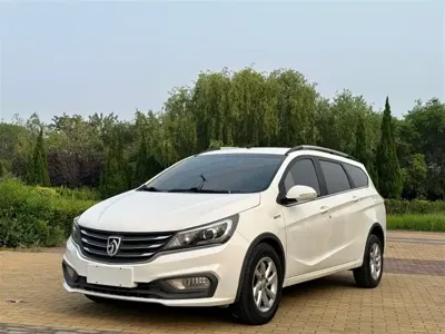 Baojun 310W 2019, 80000 км, за 16000 CNY - фото 1
