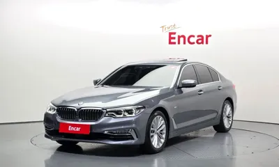 BMW 5-Series · 2018 год