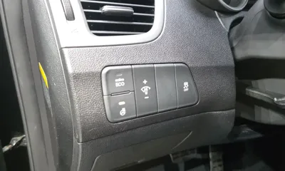 Hyundai Avante 2014, 164410 км, за 4900000 KRW - фото 16