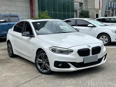 BMW 1 Series 2018, 78000 км, за 38800 CNY