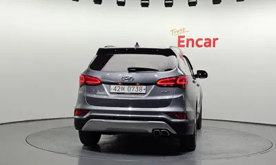 Hyundai Santafe 2016, 176309 км, за 8500000 KRW