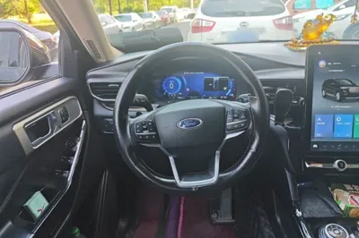 Ford Explorer 2020, 91300 км, за 160576.35 CNY - фото 9