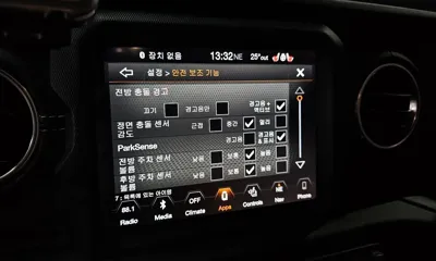 Jeep Wrangler 2019, 88377 км, за 32800000 KRW - фото 17
