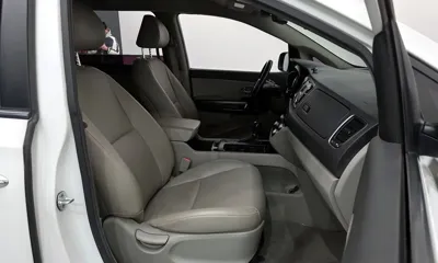 Kia Canival 2016, 134642 км, за 9900000 KRW - фото 11