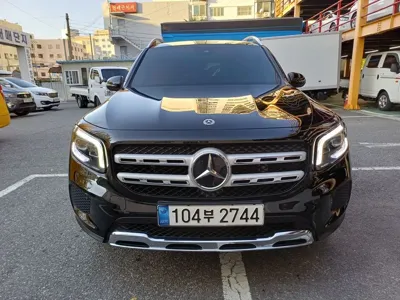 Mercedes-Benz GLB-Class · 2021 год