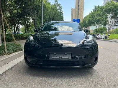 Tesla Model Y 2023, 60000 км, за 159800 CNY - фото 2