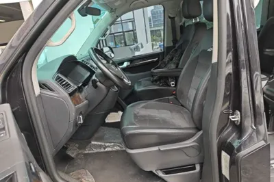 Volkswagen Multivan 2018, 156000 км, за 152036.58 CNY - фото 17