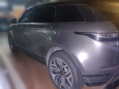 Land Rover Range Rover Evoque 2021, 30900 км, за 171274.84 CNY