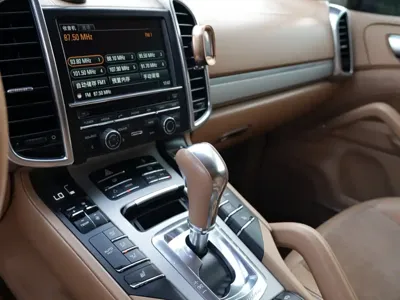 Porsche Cayenne 2012, 110000 км, за 115800 CNY - фото 9