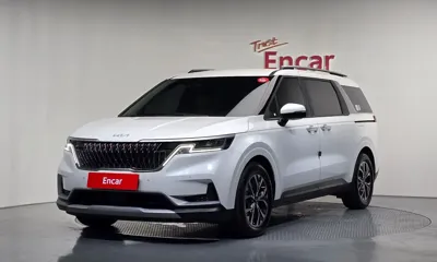 Kia Canival · 2023 год
