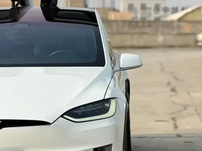 Tesla Model X 2019, 130000 км, за 188000 CNY - фото 2