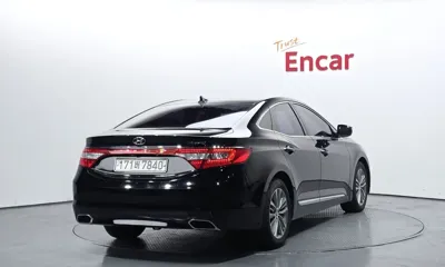 Hyundai Grandeur 2015, 104338 км, за 7700000 KRW - фото 2