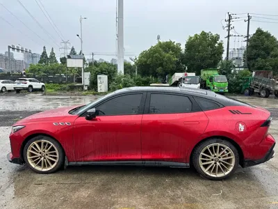 Changan UNI-V 2022, 70000 км, за 55800 CNY