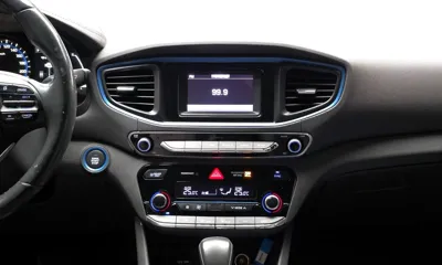 Hyundai Ioniq 2016, 71064 км, за 11300000 KRW - фото 14
