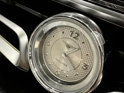 Bentley Flying Spur PHEV 0, 100 км, за 3930000 CNY - фото 6