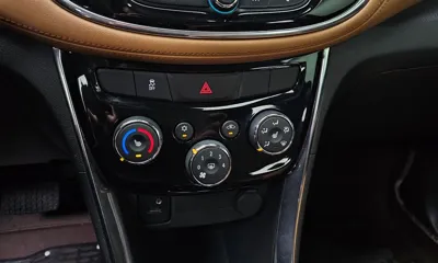 ChevroletGMDaewoo Trax 2018, 155548 км, за 4900000 KRW - фото 17