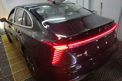 Hongqi H5 PHEV 2025, 100 км, за 140112.94 CNY