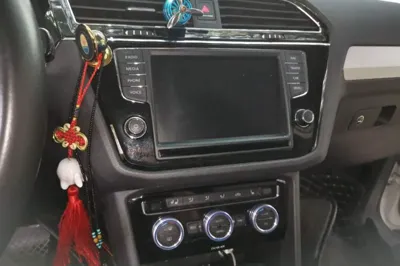 Volkswagen Tiguan L 2018, 114200 км, за 64957.72 CNY - фото 14