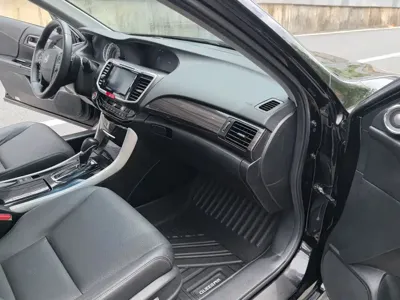 Honda Accord 2016, 120000 км, за 71800 CNY - фото 11