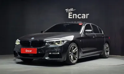 BMW 5-Series · 2018 год